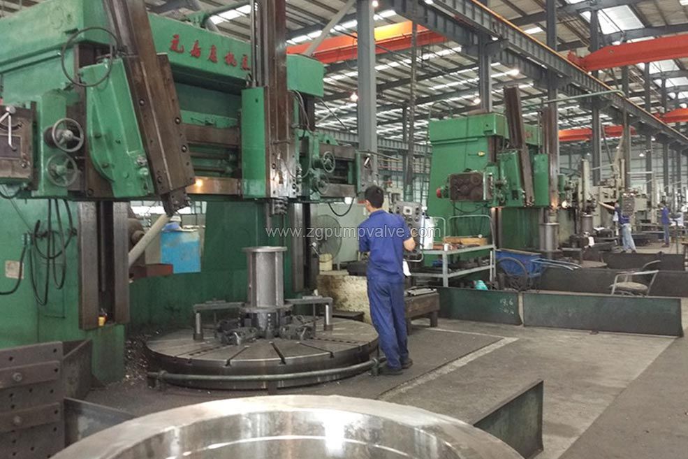 The company has high-precision, full-featured machine tools for turning, milling, planing, drilling, boring, inserting, grinding, etc., to satisfy the processing requirements of various pump parts, and strictly implement the cold working process regulations.