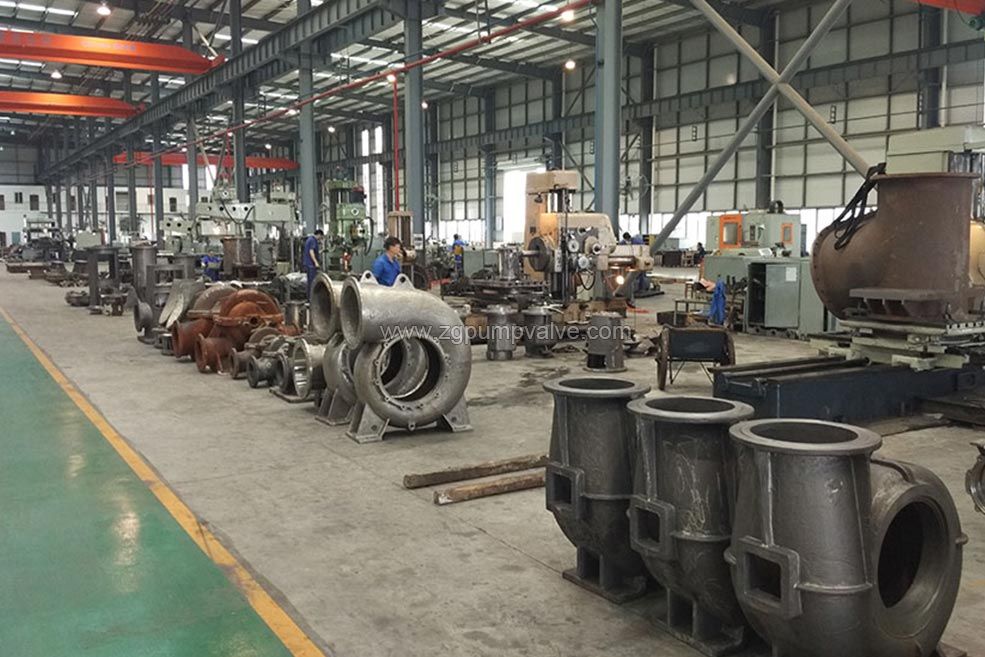 The company has high-precision, full-featured machine tools for turning, milling, planing, drilling, boring, inserting, grinding, etc., to satisfy the processing requirements of various pump parts, and strictly implement the cold working process regulations.