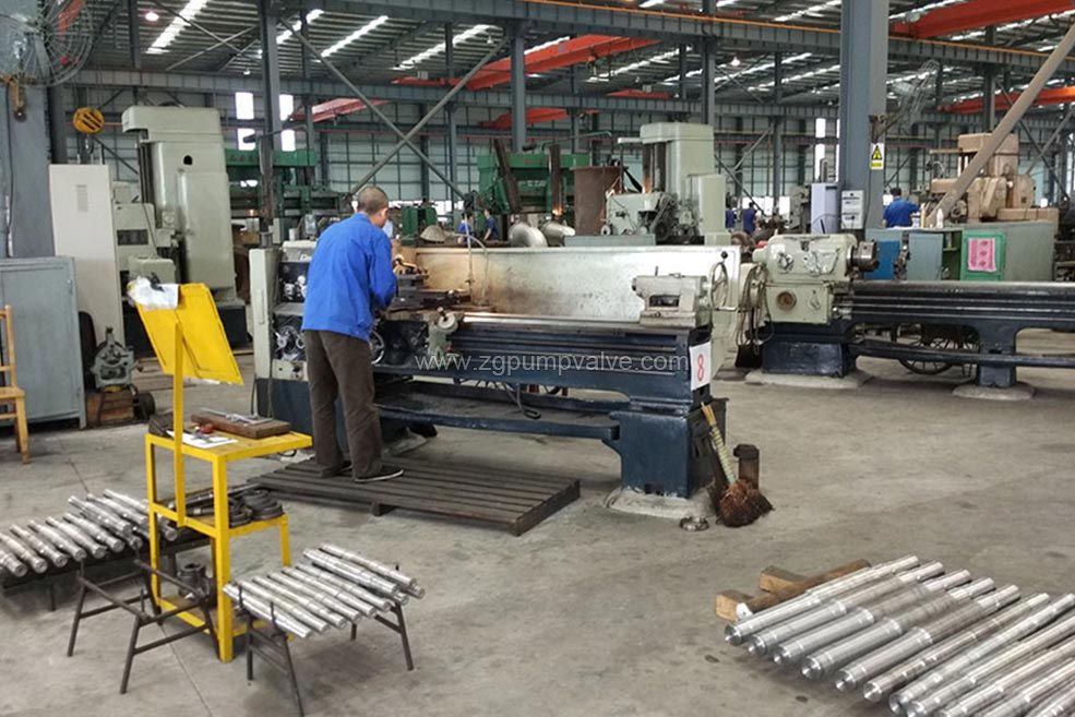 The company has high-precision, full-featured machine tools for turning, milling, planing, drilling, boring, inserting, grinding, etc., to satisfy the processing requirements of various pump parts, and strictly implement the cold working process regulations.